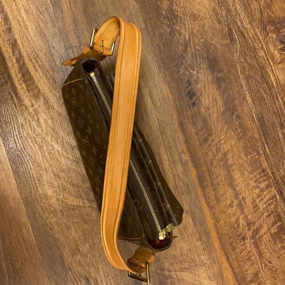 👜AUTHENTIC VIVA CITE LOUIS VUITTON👜 - Picture 16 of 17